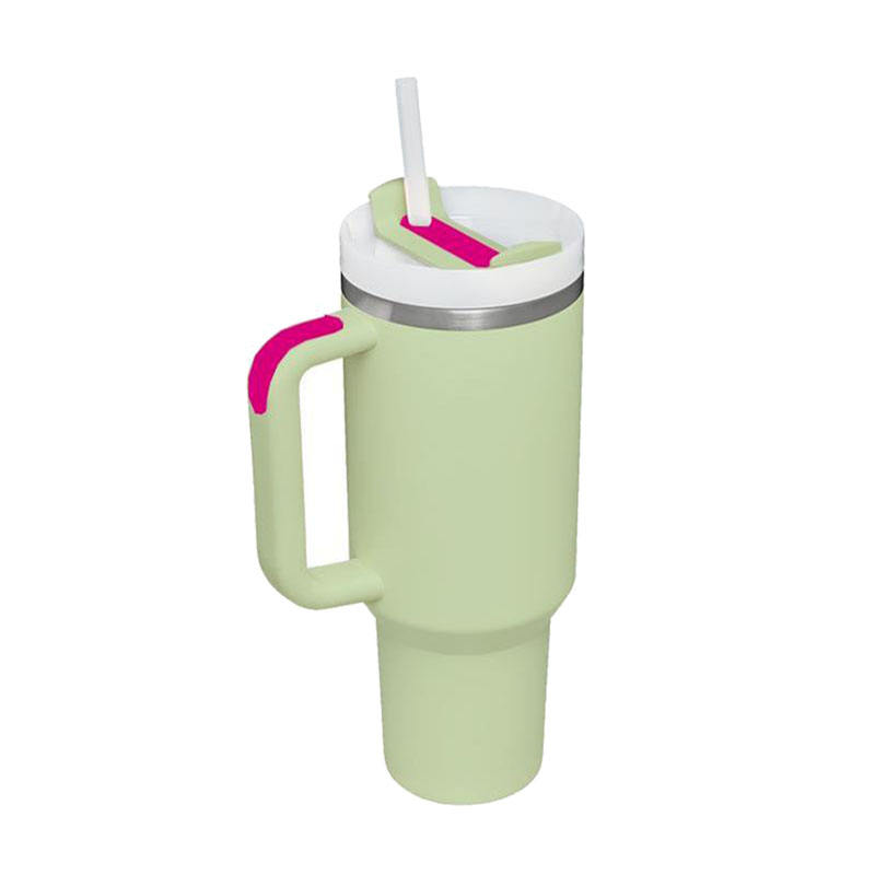 สีเขียวอ่อน