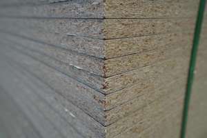 Tablero de Fibra Orientada Verde <span class=keywords><strong>OSB</strong></span> Resistente a la Humedad, Papel de Melamina <span class=keywords><strong>para</strong></span> Laminación, <span class=keywords><strong>Espesor</strong></span> de 9 mm a 25 mm - Product Image 4