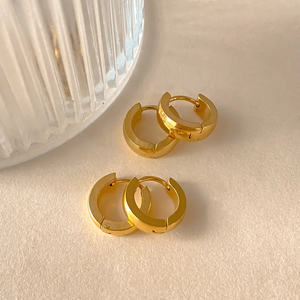 ต่างหูสแตนเลส 304 ทรงกลม เรียบหรู สำหรับผู้หญิง ชุบทอง 18K แบบซ้อนได้ ไม่ลอก ไม่ซีดจาง แฟชั่นทันสมัย - Product Image 2