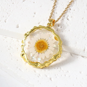 Collar de resina de acero inoxidable 316L de la serie Natural de moda Collar con colgante de gota de pasta de flor eterna Joyería chapada en oro de 18 quilates - Product Image 4