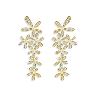 Eleganti orecchini pendenti con nappe floreali per donna, orecchini pendenti con fiori, gioielli in stile foresta - Product Image 5