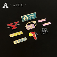 Etiqueta de Metal con Nombre Personalizada de Fábrica APEX, Placa de Metal Dorada con Logotipo Cosido para Sombreros, Zapatos, Bolsos, Ropa, Etiqueta de Metal Grabada en Relieve con Logotipo