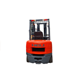 Chariot élévateur diesel Heli H2000 30 de 3 tonnes et 4,5 mètres, avec moteur Isuzu, en parfait état de marche, peu d'heures de fonctionnement - Product Image 1