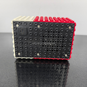 Haut-parleur Bluetooth compatible <span class=keywords><strong>Lego</strong></span>, blocs de construction DIY, mini haut-parleur portable avec surface de briques personnalisable, cadeau pour enfants, jouet STEM - Product Image 3