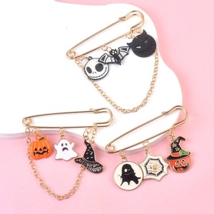 Broche de luxe créative en forme de citrouille d'Halloween, fantôme et chapeau de sorcier, épingle de sûreté pour vêtements de mode féminins, vente en gros - Product Image 1