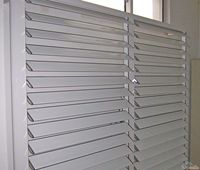 Nouveau design persienne en aluminium cadre en aluminium persiennes en verre