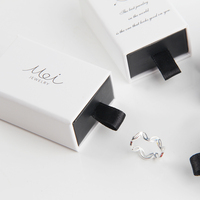 Boîte à bijoux en papier écologique avec logo personnalisé OEM, boîte à bagues blanche, emballage, 100 pièces