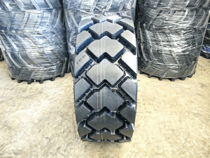 ยางรถตักล้อยางแบบใหม่ รุ่น 12-16.5-L5A พร้อมล้อและอุปกรณ์เสริมอื่นๆ - Product Image 2