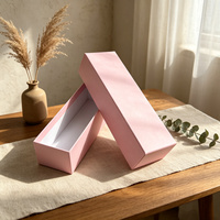 Boîte cadeau rectangulaire personnalisée haut de gamme en carton rigide avec couvercle et base, emballage élégant et recyclable pour parapluie, chaussettes, gobelet en verre