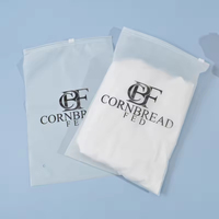 Prix de gros Sacs d'emballage imperméables durables à capuche pour maillot de bain et t-shirt avec fermeture éclair