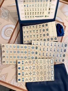 Luxury American Mahjong Set Navy Blue Ivory Turtle 1 Dot Acrylic Deep Engraved 160 Tiles Folding Fan Gift - Product Image 4