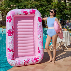 Lit flottant gonflable extra large carré avec dossier pour la piscine, le bain de soleil et la relaxation - Product Image 3