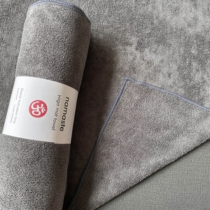 Toalla Deportiva Gaiam Antideslizante al Por Mayor, Precio de Fábrica Bajo, Personalizada con Logotipo de Marca Privada Naranja, Toalla para Yoga - Product Image 5