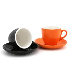 ชุดแก้วกาแฟเซรามิกพร้อมจานสำหรับร้านกาแฟชุดแก้วกาแฟเอสเพรสโซพอร์ซเลนสำหรับร้านอาหารใช้ซ้ำได้