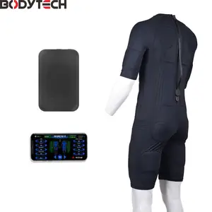 Using ultra-distance bluetooth technology wireless sports fitness electrical stimulation suit gym ems suit