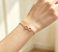 Bracelet à breloques infini miniature, bracelet infini anti-ternissement, plaqué or 18 carats, chaîne à maillons réglable, bijoux minimalistes pour femmes