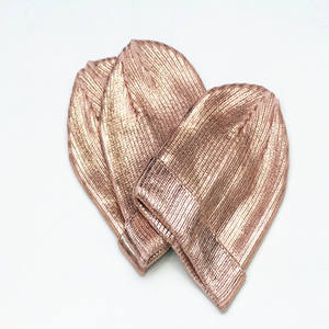 Bonnets en tricot métalliques brillants à la mode, impression dorée argentée, <span class=keywords><strong>bonnet</strong></span> <span class=keywords><strong>avec</strong></span> <span class=keywords><strong>pompon</strong></span>, estampage à chaud argenté - Product Image 4