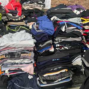 <span class=keywords><strong>Ropa</strong></span> <span class=keywords><strong>de</strong></span> <span class=keywords><strong>Marca</strong></span> Usada <span class=keywords><strong>de</strong></span> Moda para Hombre, Fardos <span class=keywords><strong>de</strong></span> Camisetas <span class=keywords><strong>de</strong></span> <span class=keywords><strong>Marca</strong></span>, Fardos <span class=keywords><strong>de</strong></span> <span class=keywords><strong>Ropa</strong></span> Usada para Hombre del Reino Unido <span class=keywords><strong>a</strong></span> <span class=keywords><strong>Precio</strong></span> <span class=keywords><strong>de</strong></span> Mayoreo, Grado <span class=keywords><strong>A</strong></span> - Product Image 3