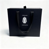Boîte en carton certifiée ISO9001 pour robe Boîte recyclable de vêtements populaires rigides Emballage de costume de luxe mat d'encre de soja