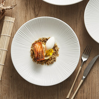 Service de table en céramique de luxe 2026, design personnalisé, assiettes de luxe, style nordique, motif rond, vaisselle en porcelaine pour usage domestique