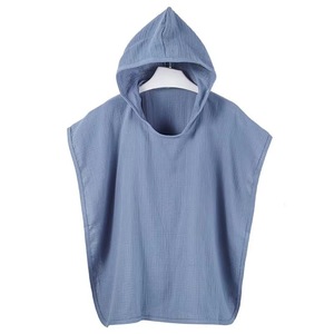 Serviette <span class=keywords><strong>de</strong></span> bain poncho à capuche pour bébé en mousseline <span class=keywords><strong>de</strong></span> <span class=keywords><strong>coton</strong></span>, couleurs douces, grande absorption <span class=keywords><strong>d</strong></span>'<span class=keywords><strong>eau</strong></span>, idéale pour la maison, la plage et le change <span class=keywords><strong>de</strong></span> vêtements pour nourrissons - Product Image 1