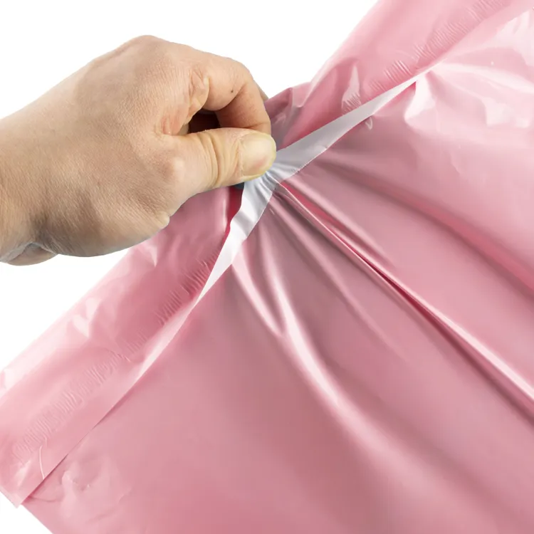 ถุงพลาสติกสำหรับจัดส่งทางไปรษณีย์สีล้วนบรรจุภัณฑ์เสื้อผ้าถุงจัดส่งแบบกำหนดเอง