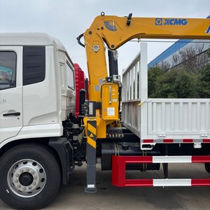 Camion grue télescopique Dongfeng 4x2 8 tonnes, grue hydraulique 8t pour camion, à vendre - Product Image 3