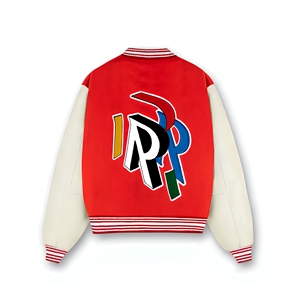 Blouson universitaire d'hiver personnalisé brodé pour homme, écoresponsable, en laine, avec manches rouge et blanc, col montant, style streetwear - Product Image 3