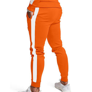 Survêtement Slim Fit de haute qualité pour hommes Ensembles de vêtements d'extérieur tricotés en Offre Spéciale Concevez votre propre style d'été à vendre - Product Image 4