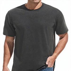 เสื้อยืดคอกลมผ้าฝ้าย 100% หนัก 250 กรัม/ตร.ม. สำหรับผู้ชาย ผลิตโดย OEM พร้อมโลโก้สั่งทำพิเศษ - ซักแบบ Stone Washed ให้ดูเก๋ไก๋ เหมาะสำหรับใส่ในช่วงฤดูร้อน - Product Image 5