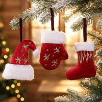 LANTINGXU - Pendentifs en forme de chaussette et de chapeau pour la décoration de l'arbre de Noël - Mini pendentifs rouges de Noël - Fournisseur d'usine