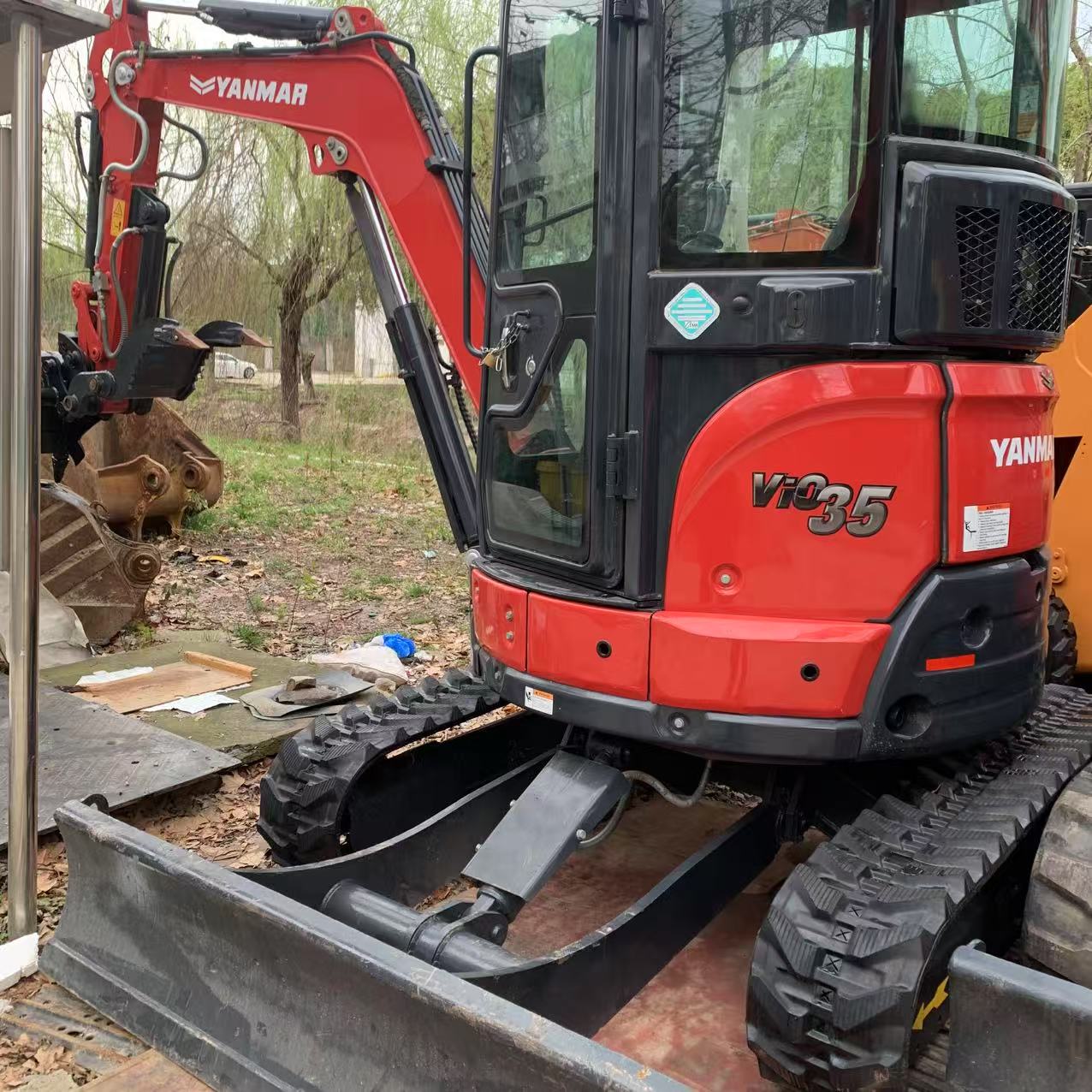 Хорошее состояние и 90%, новый оригинальный подержанный экскаватор YANMAR 35, по более низкой цене, Строительная техника