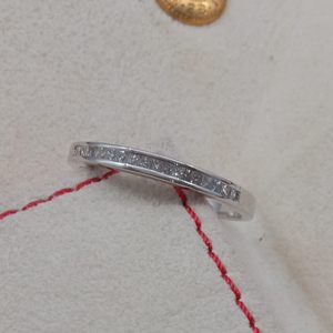 Anillo de compromiso de plata de ley 925 con diamante talla princesa Jewelspaark de 0.23 quilates para mujer - Product Image 2