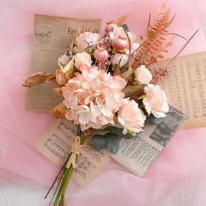Bouquet de fleurs artificielles Evening Breeze Dream en mousse plastique et tissu, décoration de mariage, décoration murale, ameublement de maison CF02270 - Product Image 1