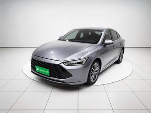 BYD Qin Plus DM-i 2021 de bajo consumo, híbrido enchufable de 55 km, sedán, coches usados, coches de segunda mano, exportación - Product Image 1