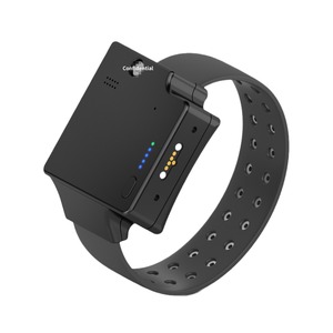 สร้อยข้อมือติดตามตำแหน่งอัจฉริยะ 4G GPS สำหรับผู้ป่วยออทิสติกและโรคแอสเพอร์เกอร์  กันน้ำระดับ IP68 ใช้งานร่วมกับ Android ได้ ผลิตจากซิลิโคน ใช้งานได้นานกว่า 20 ชั่วโมง - Product Image 1