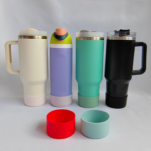 Manchon isolant en silicone pour tasse, 2,95 pouces, cylindrique, antidérapant, housse de protection pour bouteilles d'eau et verres - Product Image 2