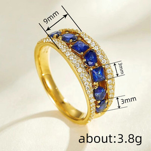 Anello Vintage con Design Geometrico Classico da Donna - Product Image 5