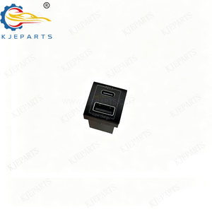 토요타 RAV4 대시보드용 차량 USB-C PD 고속 충전 소켓 배선 하네스 연장 룸(퓨즈 홀더, 컨트롤 스위치 포함) - Product Image 5