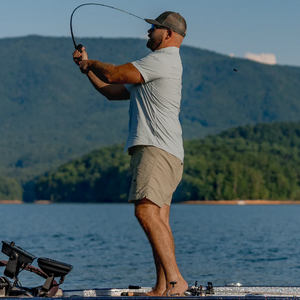 Camisa de pesca con capucha y espalda abierta, de poliéster plateado, manga larga, con protección solar SPF 50, camuflaje digital, con botones. - Product Image 1