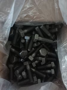 Parafusos e Porcas de Aço Carbono M10X40 com Cabeça Hexagonal, Acabamento Preto Oxidado e Zincado, Inclui 1 Porca, 1 Arruela, 1 Plana e 1 Mola - Product Image 5