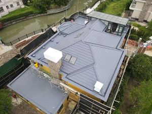 Recubrimiento de <span class=keywords><strong>poliurea</strong></span> antiamarillamiento, resistente a la intemperie, impermeable, protección contra la corrosión para <span class=keywords><strong>terrazas</strong></span> de techos, aplicación de pintura en aerosol para barcos - Product Image 2