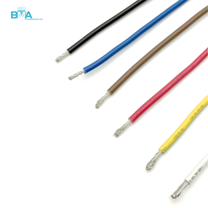 UL1569 105 ℃   Fil de cuivre toronné/étamé isolé en PVC 300V 10-30AWG pour raccordement électronique - Product Image 1
