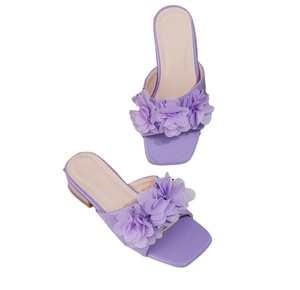 Nouvelles sandales d'été à lacets pour filles, pantoufles à talons épais, sandales plissées mignonnes pour filles de 8 à 12 ans - Product Image 1