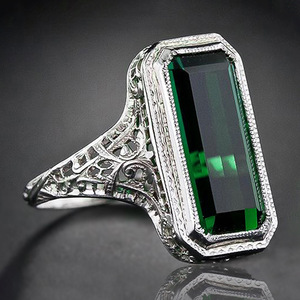 Anello Geometrico da Donna, Elegante Accessorio di Moda per Uso Quotidiano e Feste - Product Image 1