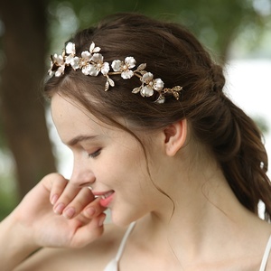 Customizable Luxury Crystal Bride Wedding Decorations Copper <strong>Flower</strong> <strong>Hair</strong> <strong>Bands</strong> for Girls Made of Durable Metal - Product Image 6