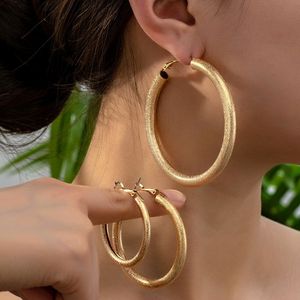 <span class=keywords><strong>3</strong></span> pair/सेट फैशन अतिरंजित बड़े/छोटे चिकनी सर्कल महिलाओं के लिए सरल गोल लूप इयररिंग - Product Image 1