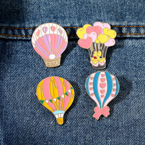 Nouvelle broche de ballon à air chaud créative et à la mode décoration de cartable d'étudiant de corsage d'emblème d'alliage personnalisé. - Product Image 6