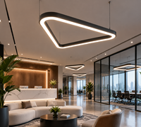 Luminaire linéaire LED triangulaire personnalisé pour bureau, profil en aluminium, lampe suspendue au plafond, OEM ODM, luminaire modulaire, garantie 5 ans