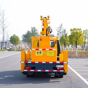 Camión Plataforma de Trabajo Aéreo Foton S1 con Chasis de 14m, Brazo Hidráulico Plegable para Trabajos en Altura - Product Image 6